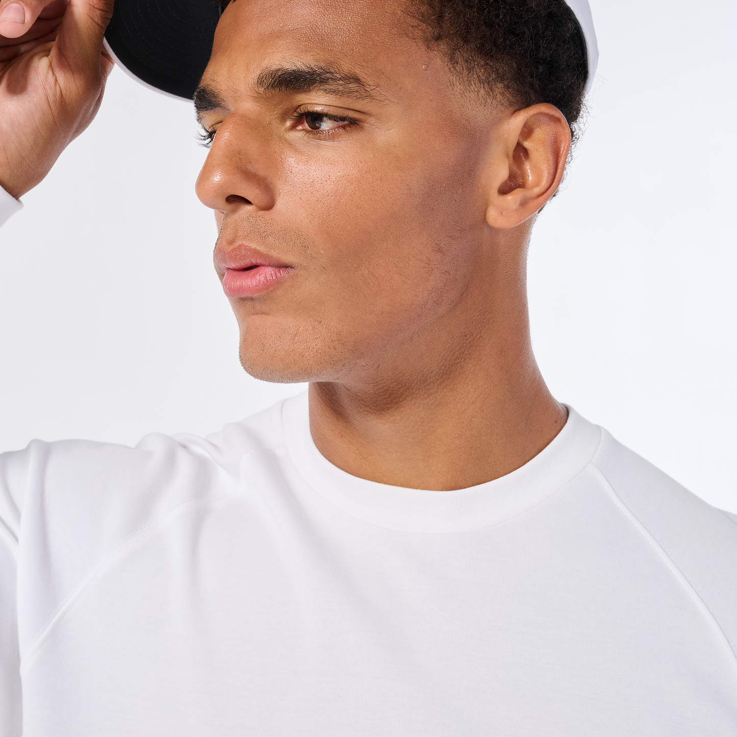 7118+ 8 oz CREWNECK