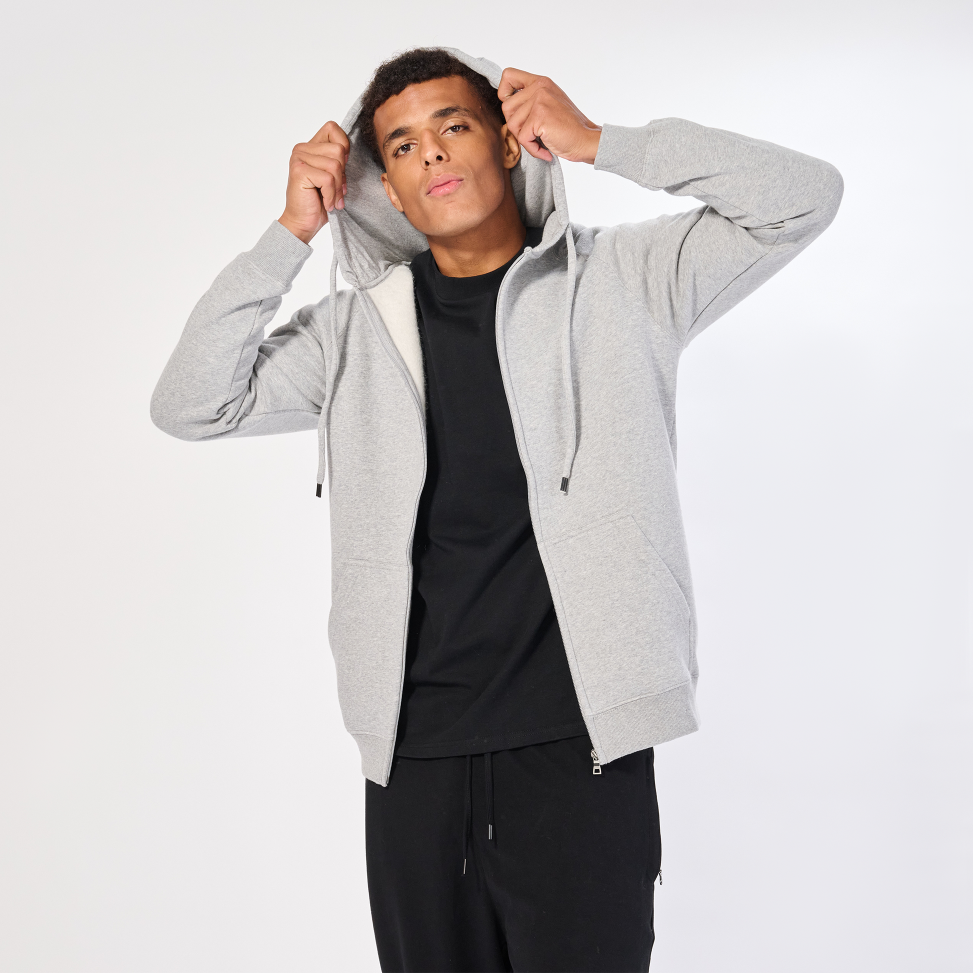 7601 FULL ZIP UP HOOD